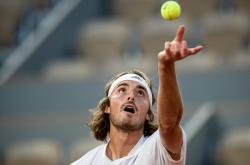 开云官网-世界网球队鏖战西班牙网球队，西西帕斯爆发神勇的简单介绍