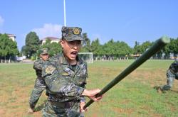 开云平台-包含指挥如意！教练布置战术指导全队精准打击的词条