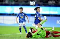 开云体育入口-女足球队实力强大，多场比赛获胜