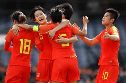 开云体育在线-时刻备战：女足运动员全力以赴抢夺胜利的简单介绍