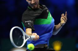 开云体育在线-西班牙网球队爆冷欧洲网球队，梅德韦杰夫关键制胜的简单介绍