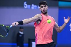 开云体育下载-意大利网球队绝杀日本网球队，阿尔卡拉斯高光表现