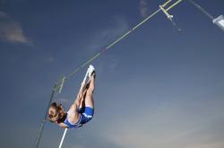 开云体育入口-老鹰展翅淘汰独行侠，詹姆斯末节封神诠释关键先生本色