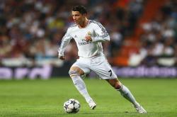 开云体育APP下载-防守艺术与稳定之锚，上海队如何用铁血体系锁死凯尔特人，英格拉姆的不掉线哲学