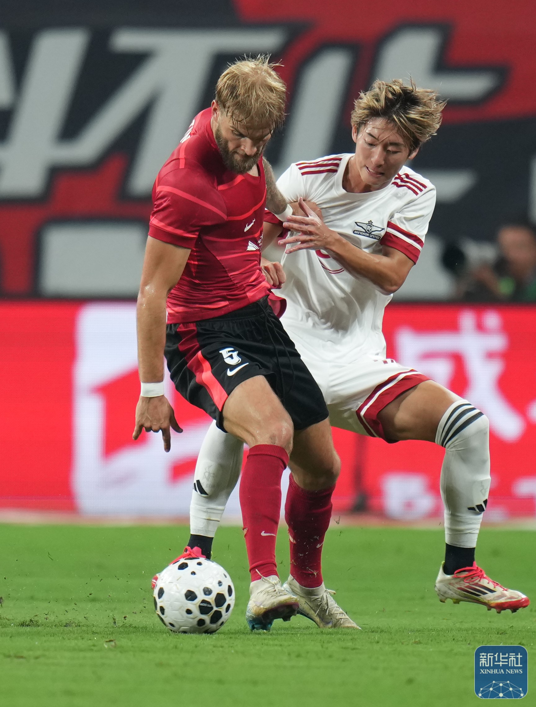 包含四川队在最近的比赛中取得了一场紧张的胜利的词条 包含四川队在最近的比赛中取得了一场紧张的胜利的词条