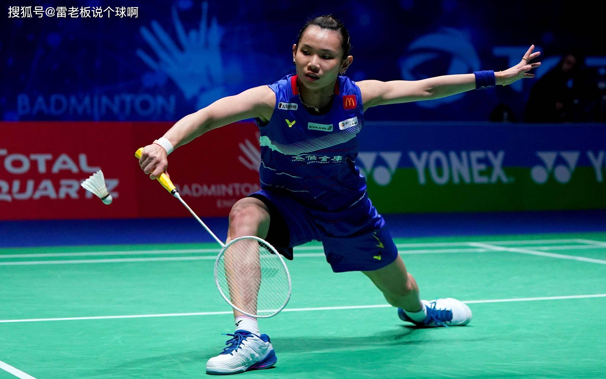 包含印度羽毛球队绝地反击英格兰羽毛球队，辛杜爆发神勇的词条