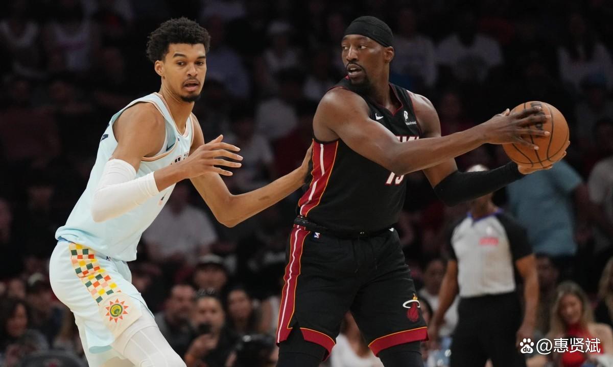 马刺翻盘美国男篮，阿德巴约关键制胜