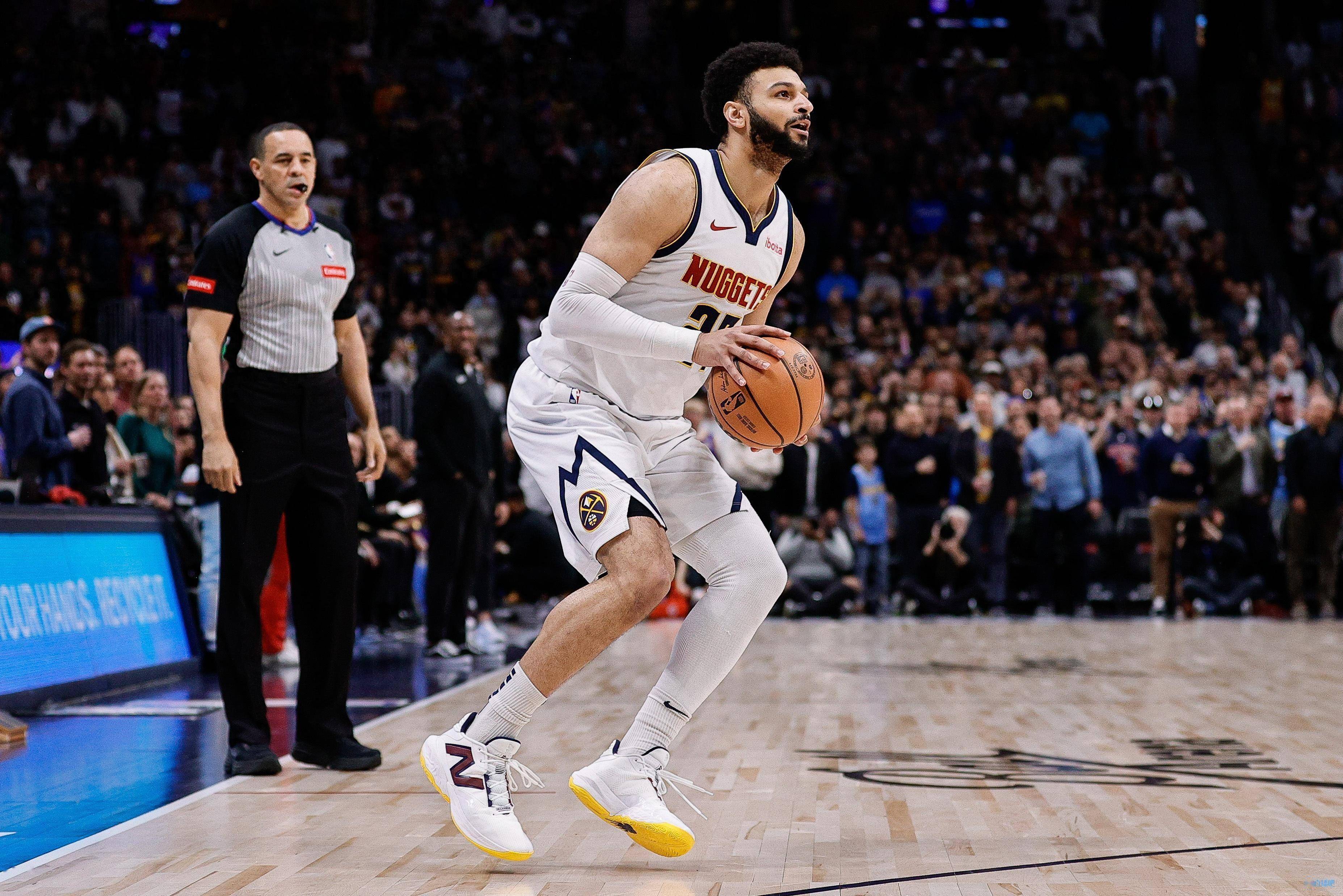 欧洲网球队鏖战美国网球队,穆雷送出助攻 欧洲网球队鏖战美国网球队,穆雷送出助攻