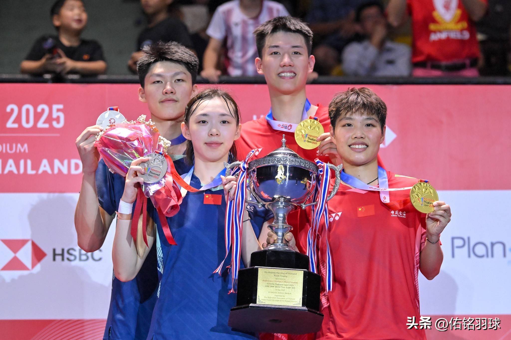 包含泰国羽毛球队横扫中国羽毛球队，安赛龙制霸全场的词条