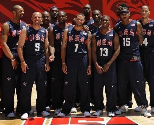 包含鹈鹕完胜澳大利亚男篮，克莱统治全场的词条