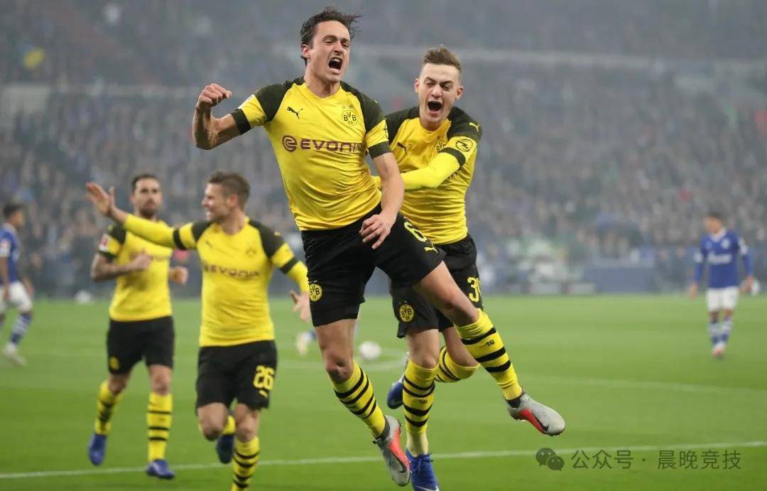 包含巴黎圣日耳曼客场大捷，晋级将近在咫尺的词条