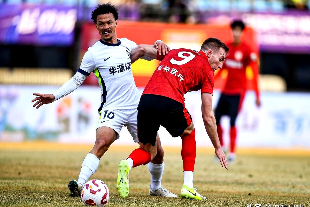 关于国安危机：两轮不胜被上港逼平，保住领先优势的信息