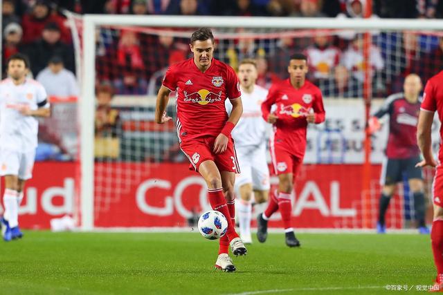 兰斯取得连胜，挤入联赛前十的简单介绍