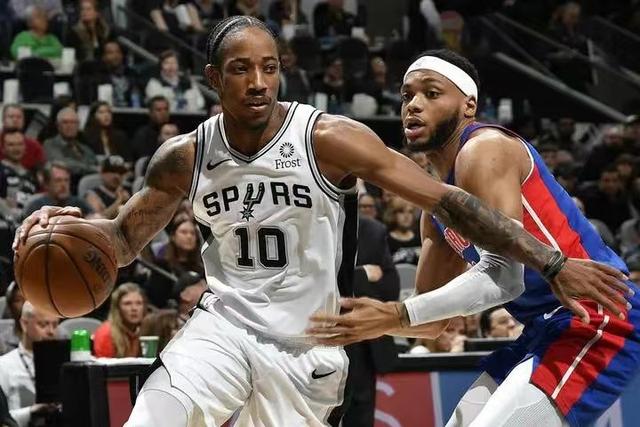 关于意大利客场遭遇惨败，颓势难挽的信息