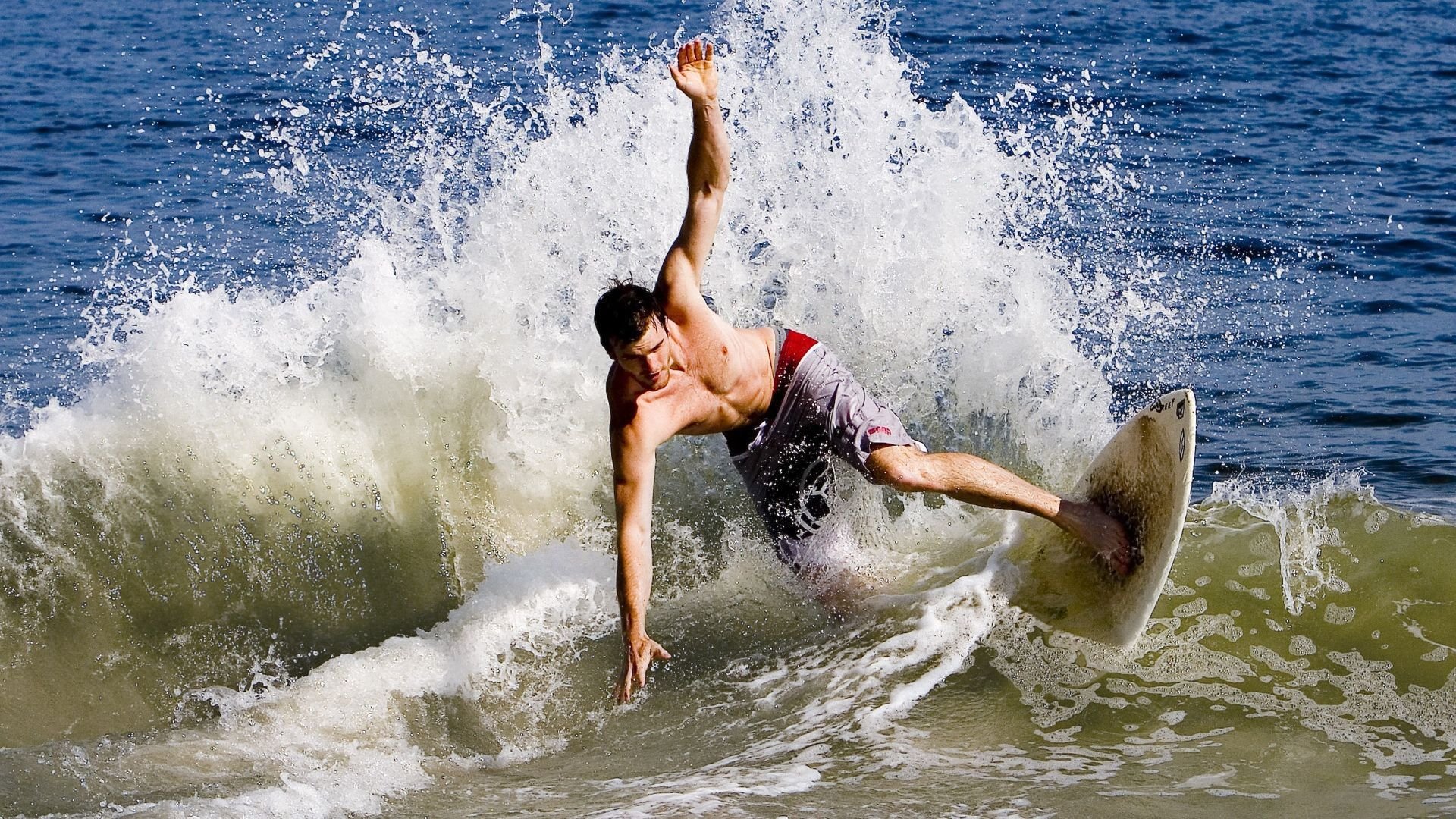 北欧风暴席卷巴黎，林高远激情点燃，瑞典队完胜法国队背后的战术革命